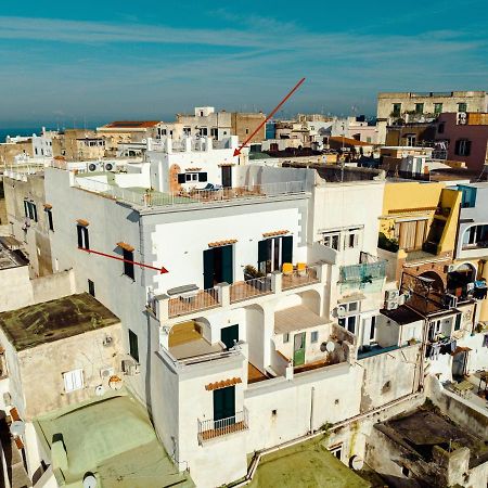 Апартаменты Torretta Corricella- Punta Pizzaco Прочида Экстерьер фото