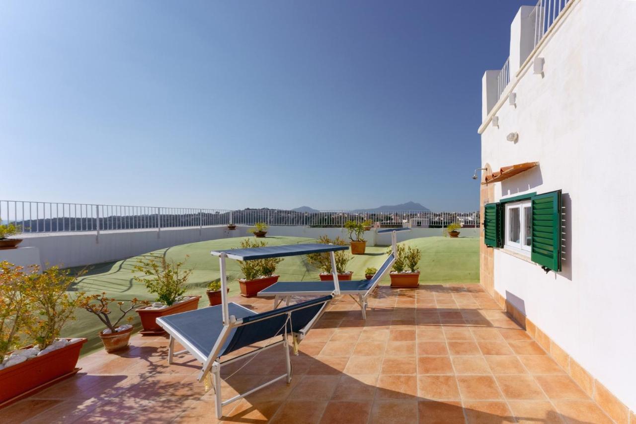 Апартаменты Torretta Corricella- Punta Pizzaco Прочида Экстерьер фото